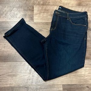 Old Navy Women’s Power Slim Straight Jeans Size 16 Petite, New Without Tags